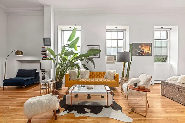 Rented by Keller Williams NYC | media 27