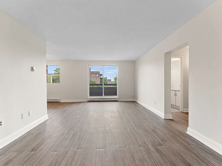 67 N Park St — Photo 14