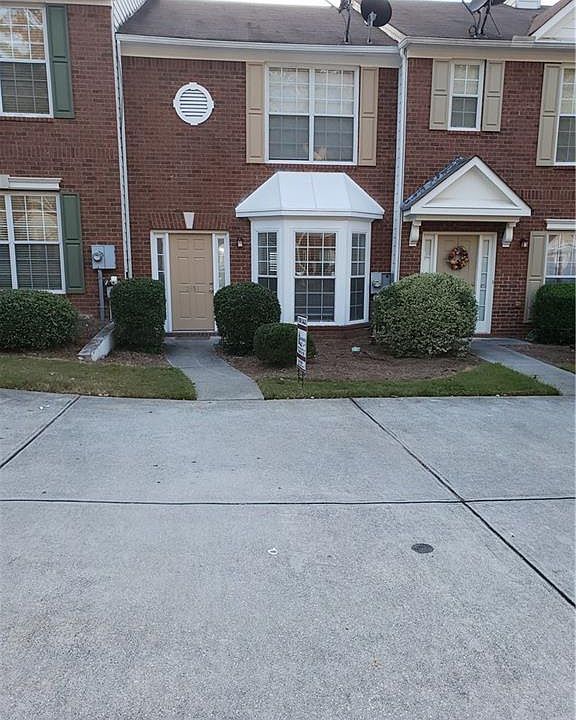 1st image of 2651 Parkway Trl