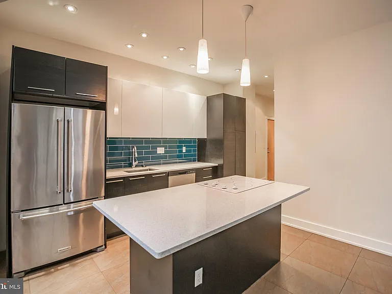 1100 S Broad St #99C — Photo 3