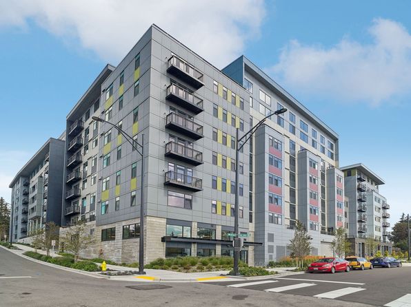 1955 129th Ave NE #940