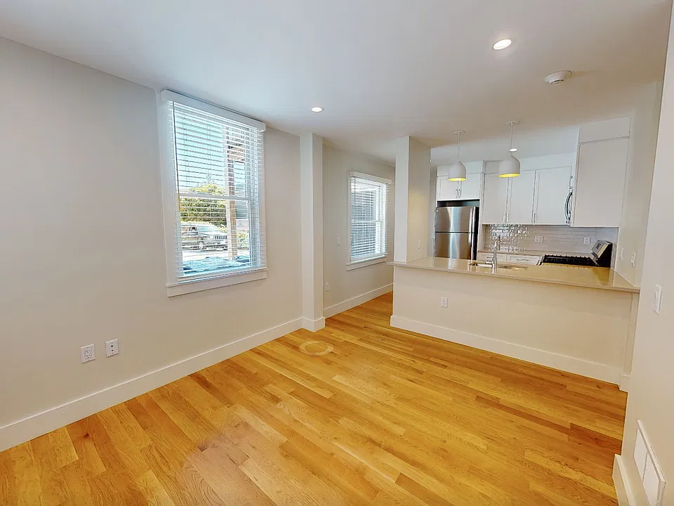 56 Hancock St #2