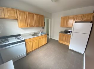 2854 E 197th St APT 2F, Bronx, NY 10461