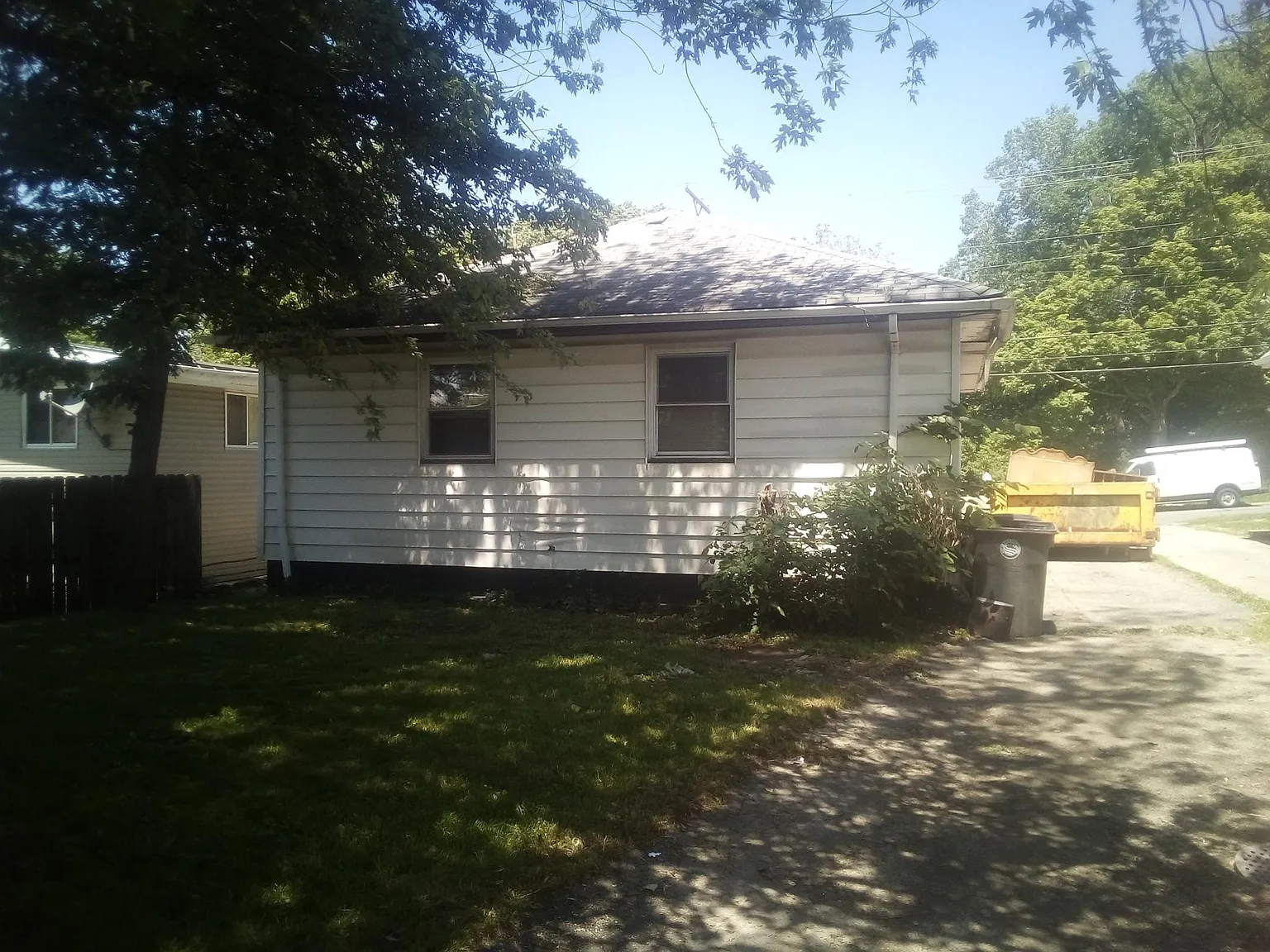 Tarkington Ave, Cleveland — Photo 4