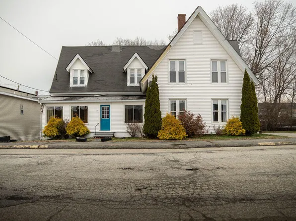 21 Bridge Street, Lewiston, ME 04240