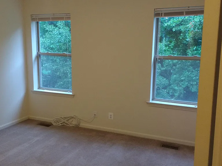 515 Welsh Rd — Photo 2