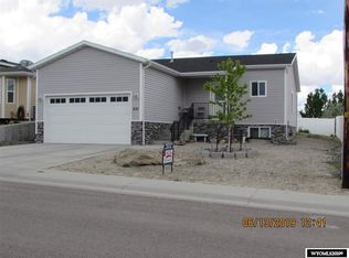 231 Horseshoe Dr, Rock Springs, WY 82901