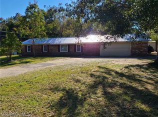 6737 Lott Rd, Semmes, AL 36575