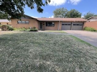 1307 Garland St, Plainview, TX 79072