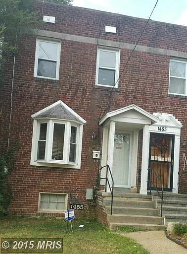 1455 Bangor St SE photo 1