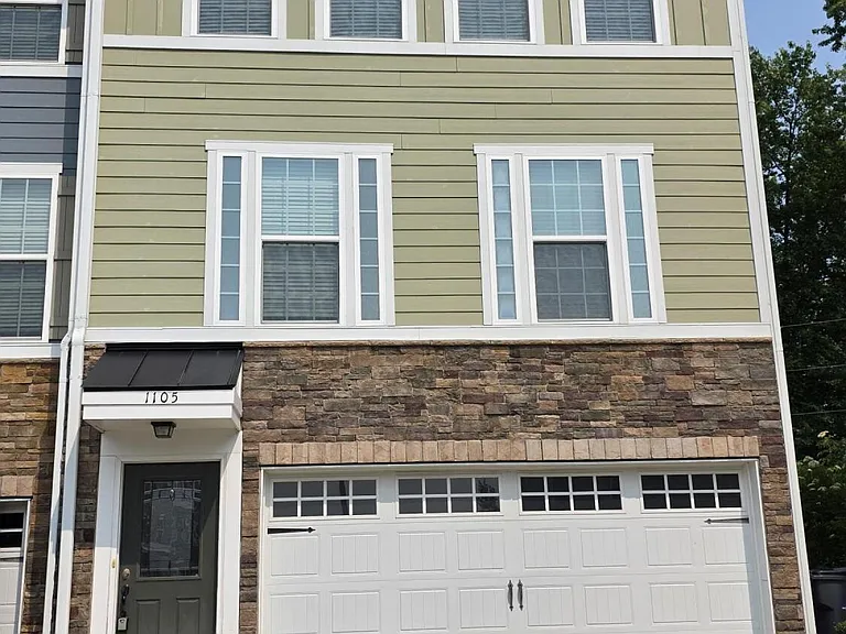 1105 Boxcar Way — Photo 2