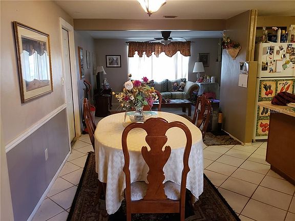 5th image of 4234 Woodsville Dr