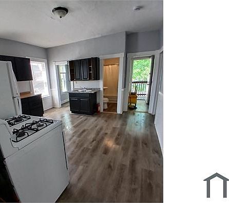 3rd image of 667 Southbridge St APT 2