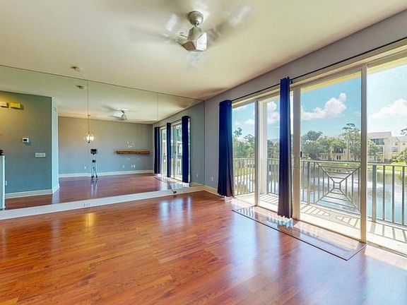 4th image of 1725 42nd Sq APT 103
