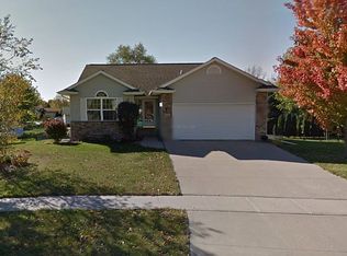 375 Penn Ridge Dr, North Liberty, IA 52317
