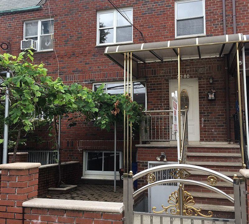 1st image of 2280 E 21st St