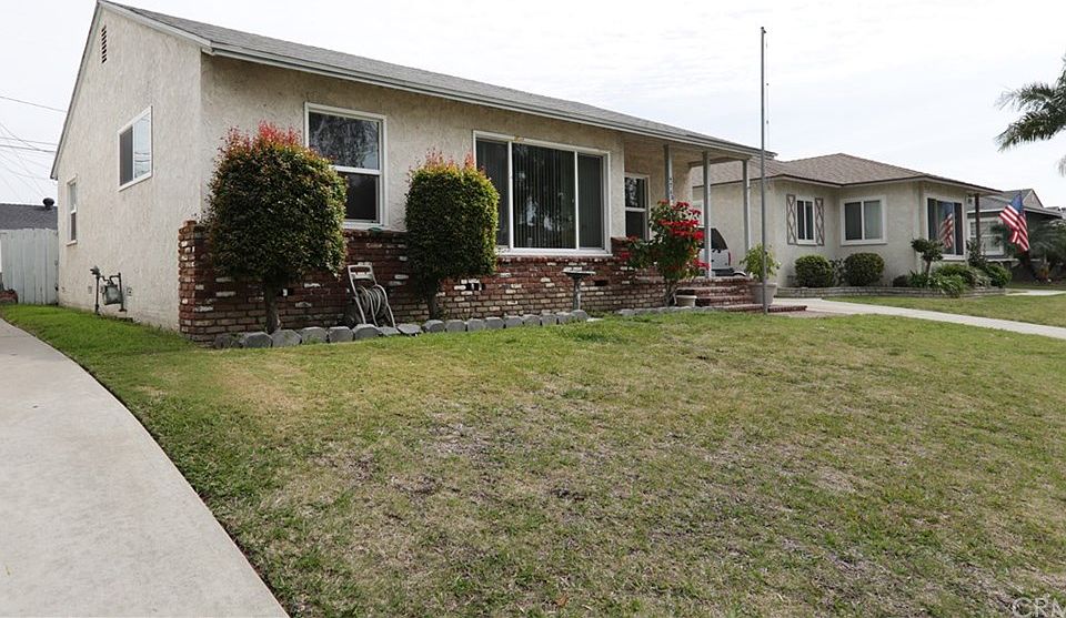 1st image of 4762 Snowden Ave