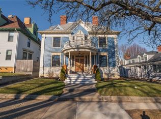 400 Angell St, Providence, RI 02906