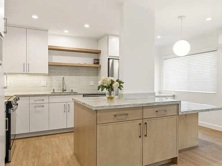 117 Strand St #1 — Photo 3