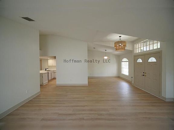 4th image of 1714 Staysail Dr