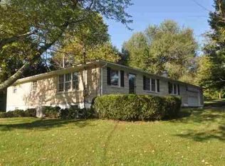 301 Valley View Dr, Radcliff, KY 40160