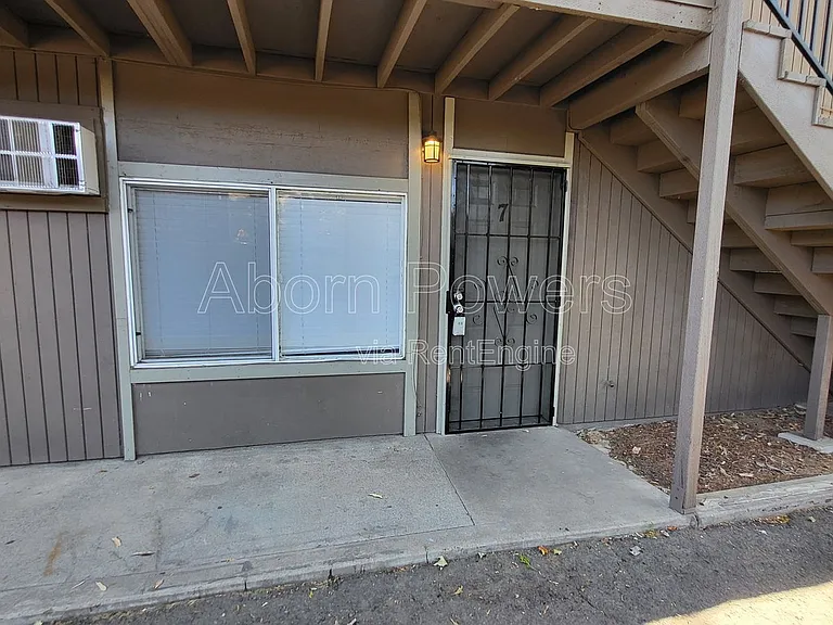 3738 4th Ave #7 — Photo 21