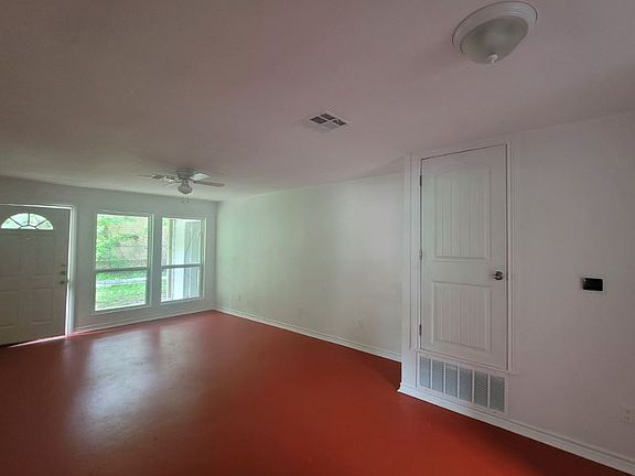 2nd image of 817 Estelle Ave #2