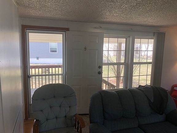 3rd image of 69425 M 62 Lot 81