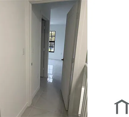 1457 NW 2nd Ave — Photo 9