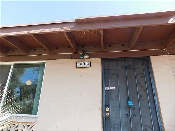 1st image of 1514 W Knox St
