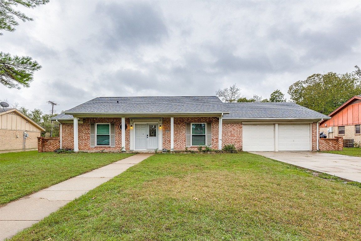 804 S Ridgeway Dr, Cleburne, TX 76033 | MLS #20470196 | Zillow