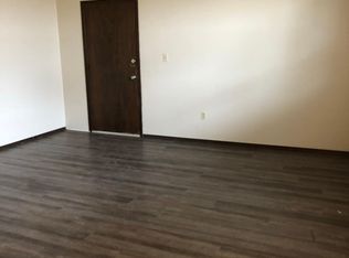 315 N 43rd St APT 9, Belleville, IL 62226