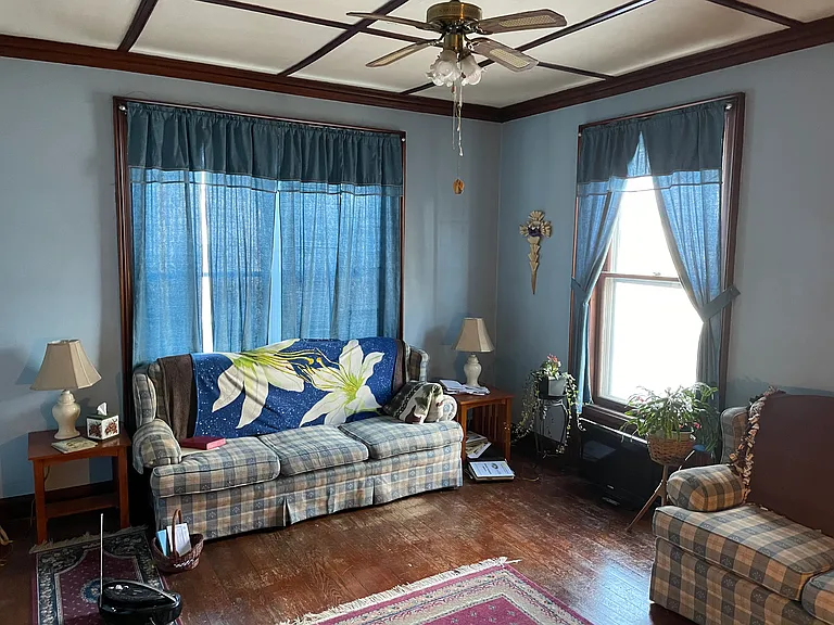 12 Pearl St #1 — Photo 2