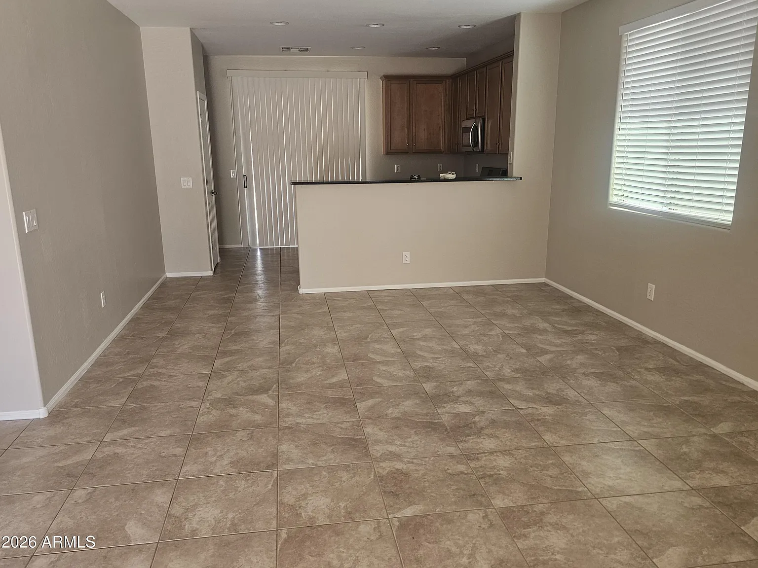 3 bed, 2.0 bath, 1283 sqft, $1,650 — Photo 3