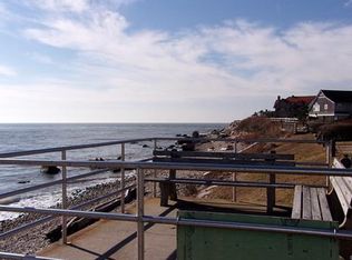 16 Hartlands Dr, Old Saybrook, CT 06475