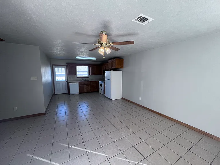 65 Marie Ln — Photo 1