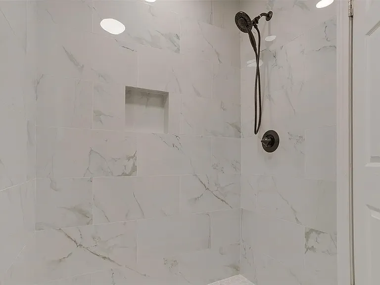 6105 Judy Ct — Photo 1