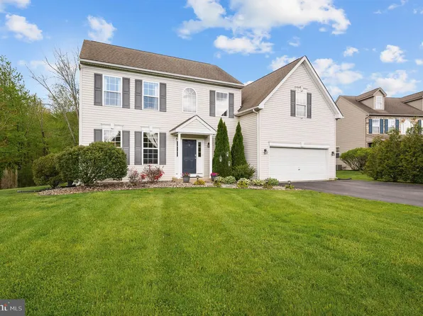 256 Hidden Creek Dr, Downingtown, PA 19335