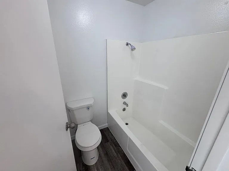 5245 Golden Ln — Photo 17