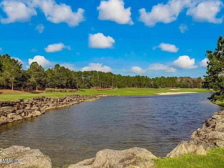 112-112 Laterra Links Cir #202 — Photo 41