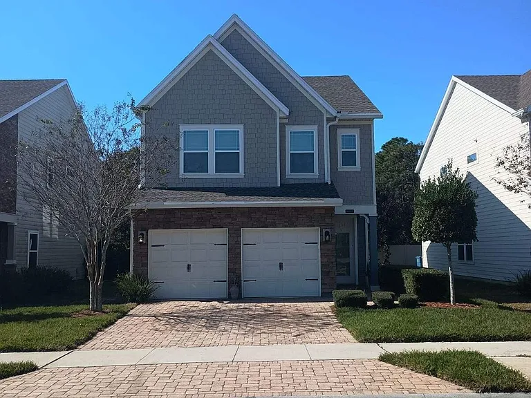 2672 Caroline Hills Dr — Photo 1