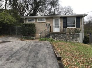 525 Ben Allen Rd, Nashville, TN 37216