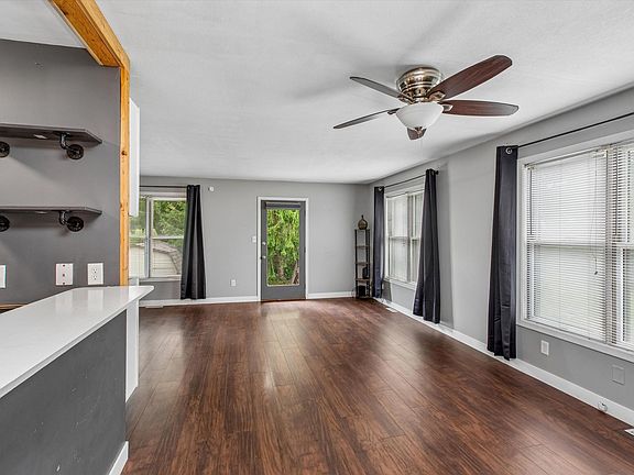 5th image of 380 Frenn Ave