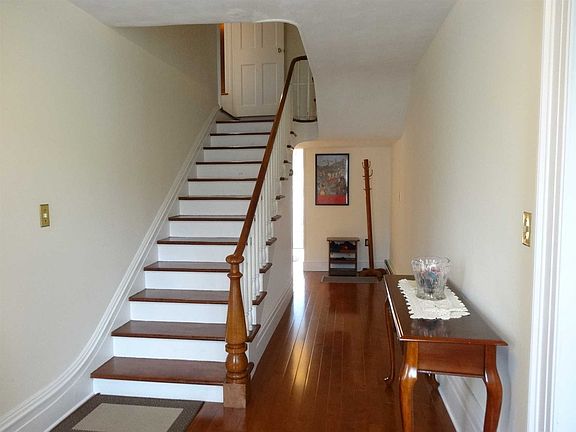 3rd image of 203 South St