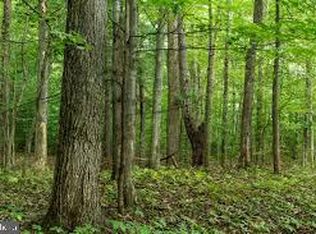 3964 Hidden Valley Ln, Marshall, VA 20115