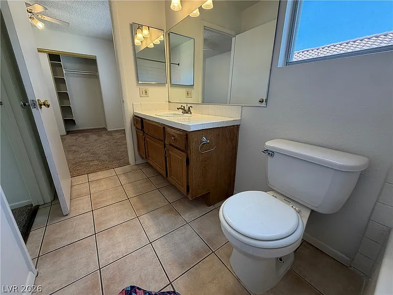 9509 Swan Bay Dr — Photo 35