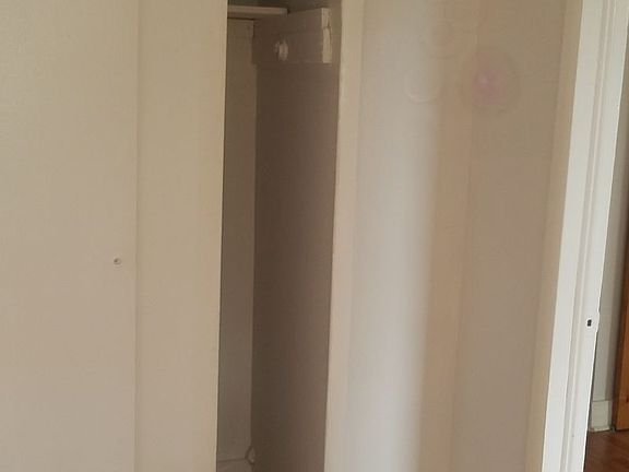 3rd image of 296 Lafayette Ave APT 3B
