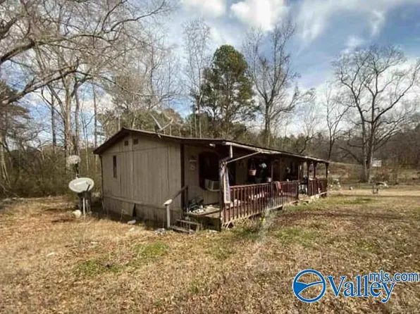 1600 Jacksonville St, Weaver, AL 36277