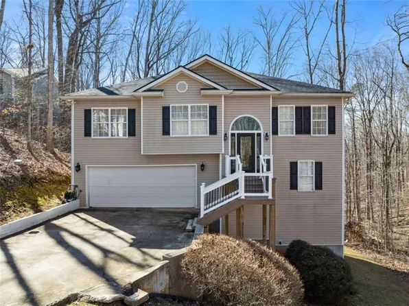 5082 Peach Mountain Cir, Gainesville, GA 30507