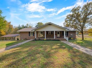 302 Curd Ln, Cave City, KY 42127